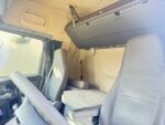 Trator Scania R420 Highline ano 2010 c/retarder - Image 11